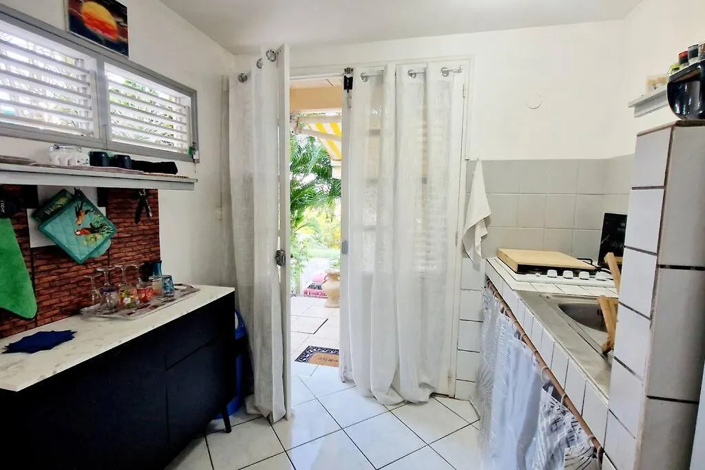 Heaven-Peace Sweety Apartment La Trinite 0*,